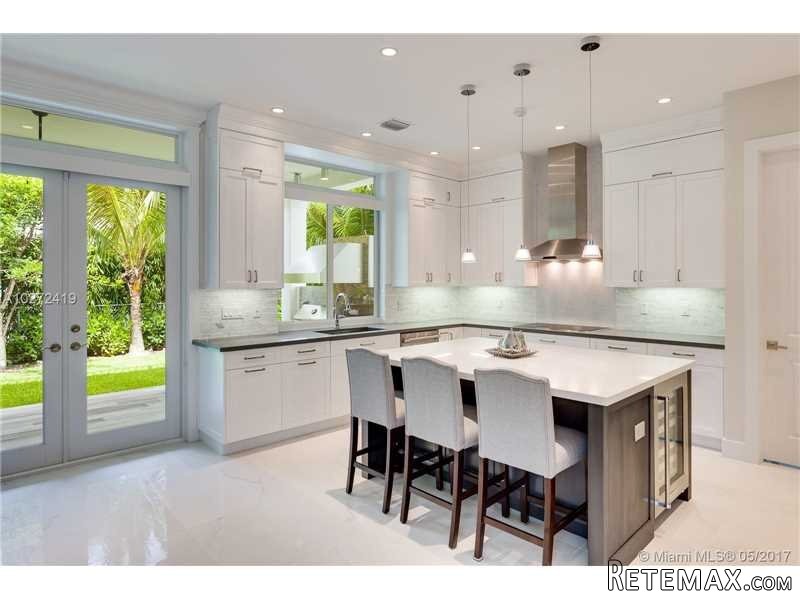 4 bedroom House For Sale: 5602 San.. - 2