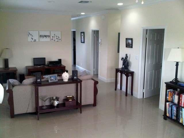 Apartment/townhouse - Vizcaya is a.. - 2