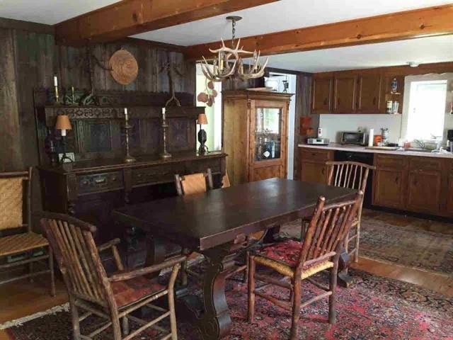 3 bedroom Residence For Sale: Gallatin.. - 2