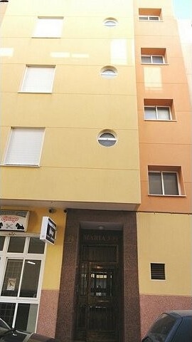 3 Bedroomed Villa with Heated Swimming..