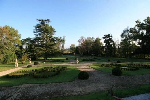 5 bedroom Castle For Sale: 33500.. - 2