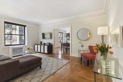 2 bedroom Apartment For Sale: 35 CLARK..