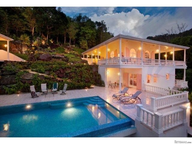 Tortola Virgin Islands, British 2..