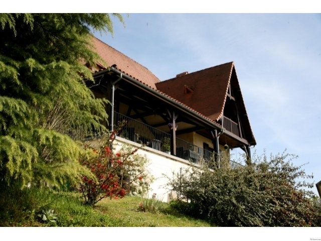 Large Family Home With Superb Views.. - 2