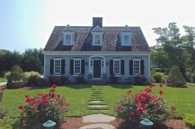 3 bedroom Property For Sale: Hyannis.. - 2
