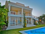 5 Bedrooms - Villa - Malaga - For Sale