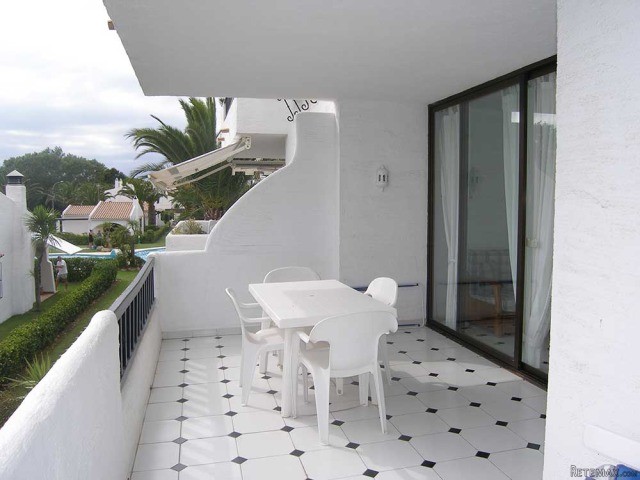 DG012-D Apartment with share garden and.. - 2