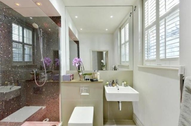 3 Bedrooms - Maisonette - London - For.. - 2
