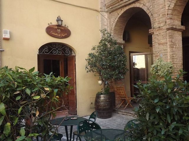 APARTMENT in COSSIGNANO (AP)