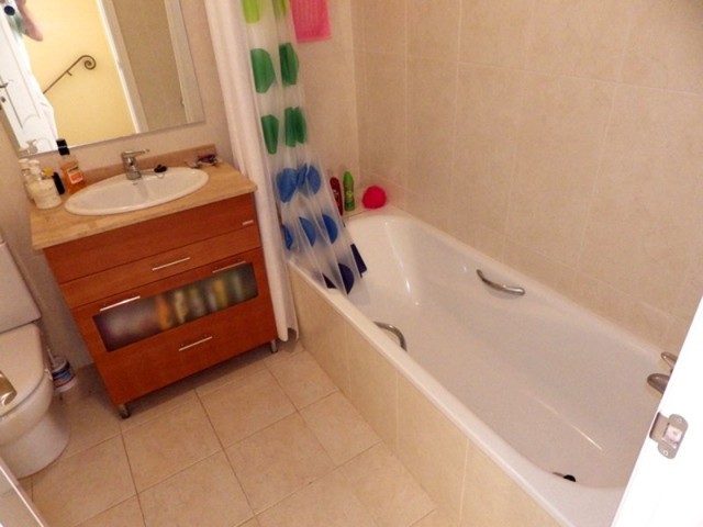 Lovely townhouse with communal pool - 2