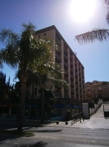 2 Bed Apartment for sale in Torremolinos