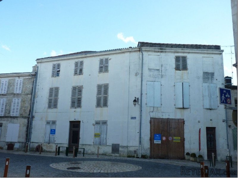 3 Bedrooms - Stone House -..