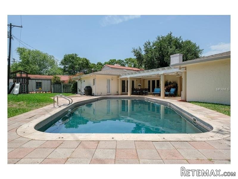 4 bedroom Property For Sale: 57 LADOGA.. - 2