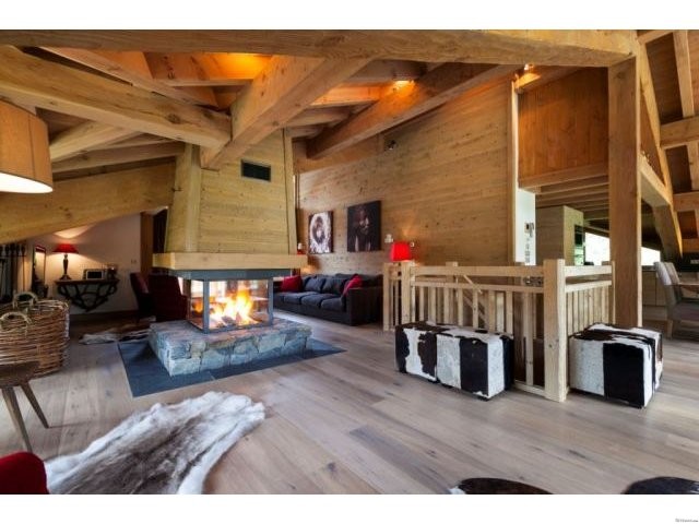 A large and modern 4 Bedroom apartment..