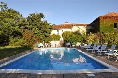 Proche Mareuil (24320)