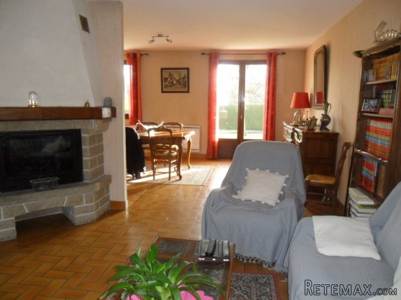 Traditional House with Nice Garden - 2