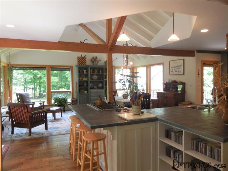 3 bedroom House For Sale: 16 Stewart.. - 2