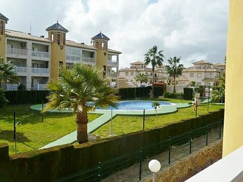 South Facing 2 Bed Pool View Apartment