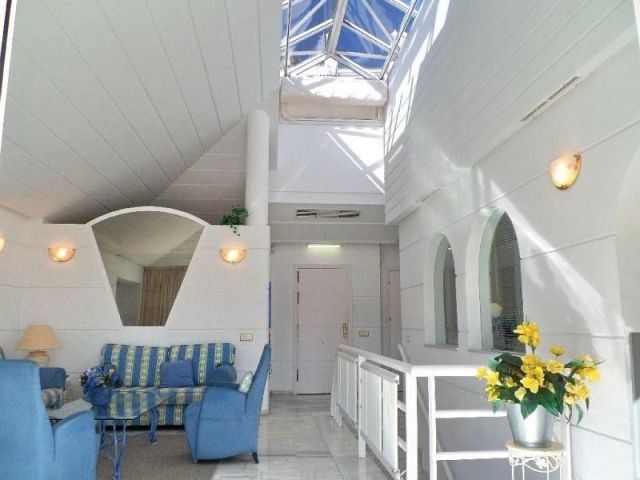 Town House - Lovely townhouse with..