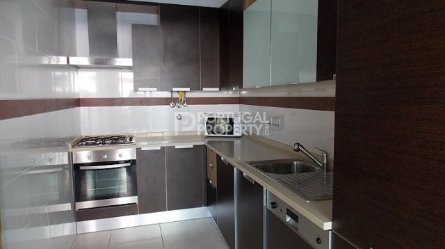 1 Bedroom Apartment, close to the Beach - 2