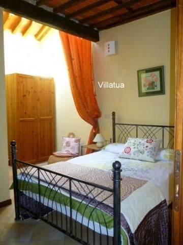 Village/town House - For Sale - Bagni..