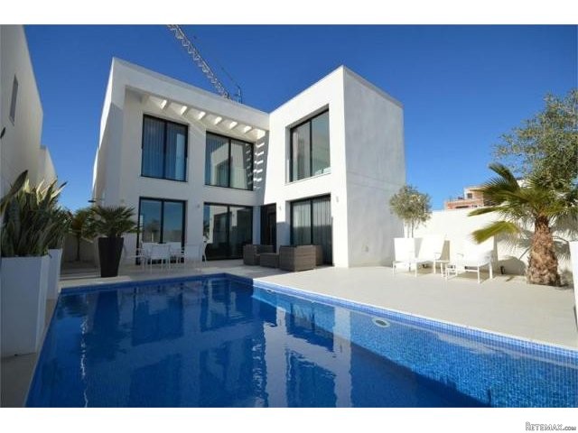 3 bedroom Villa For Sale: Villa Livia..