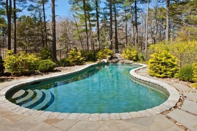 4 bedroom Residence For Sale: Hyde..