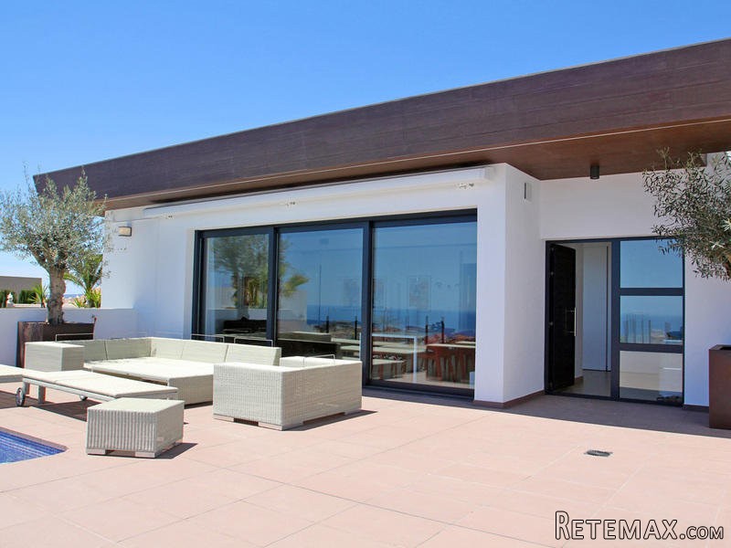 3 Bedrooms - Villa - Alicante - For Sale