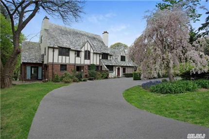 Centre Island, NY, 11771