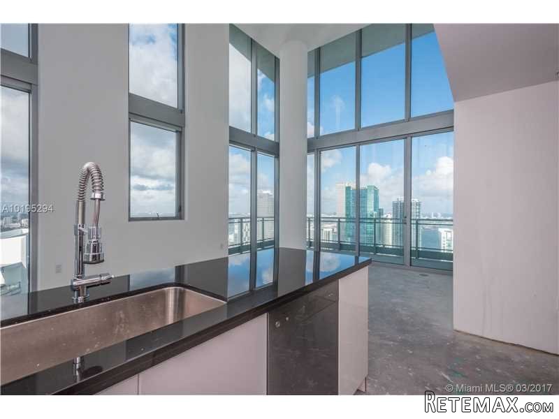 3 bedroom Flat For Sale: 92 SW 3rd St #..