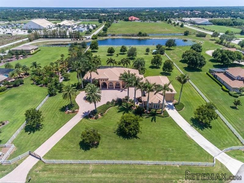 4 bedroom House For Sale: 8440 Big Buck..
