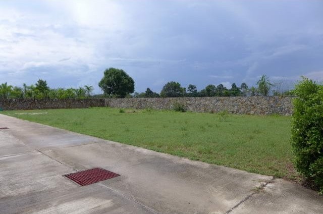 Land - For Sale - Pattaya + - EUR 79714 - 2