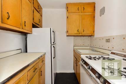 1 bedroom Apartment For Sale: 3235.. - 2
