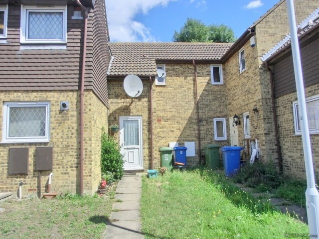2 bedroom house in Minster On Sea..