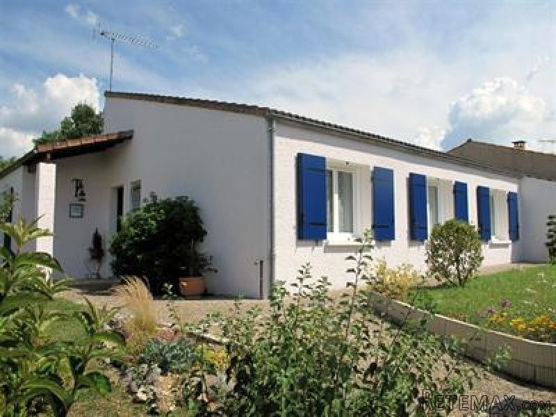 3 Bedrooms - House - Poitou-Charentes.. - 2