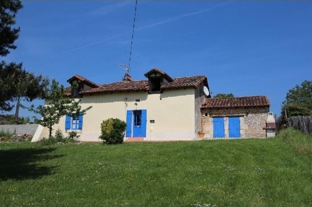 Stone House With Land And Pool Set Near..