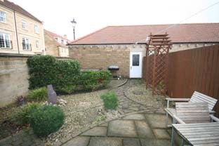 Scalebor Square, Burley-In-Wharfedale - 2