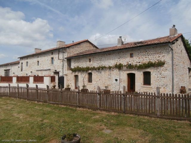 3 Bedroom Character Property On 5..