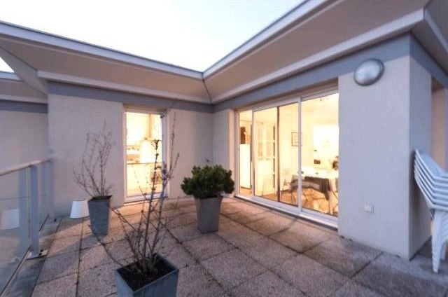 3 bedroom Flat For Sale: 63400..