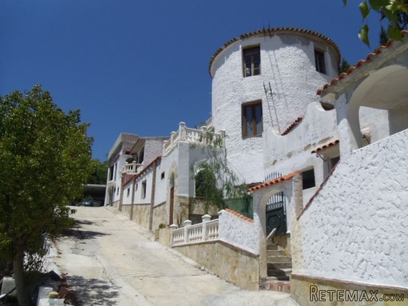 Apartment, (build 1625 m2), (plot..