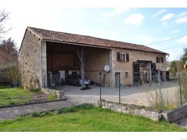 Charming 4 bedroom renovated stone..