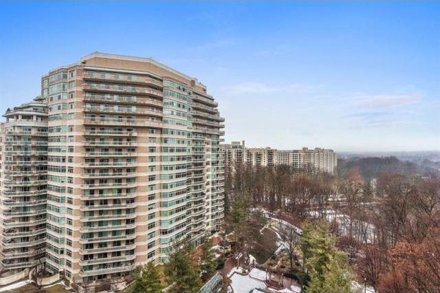 2 bedroom Apartment For Sale: 5630..