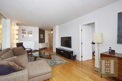 2 bedroom Apartment For Sale: 5900.. - 2