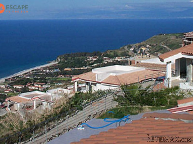 Baia Di Mezzaluna, Vibo Valentia - 2