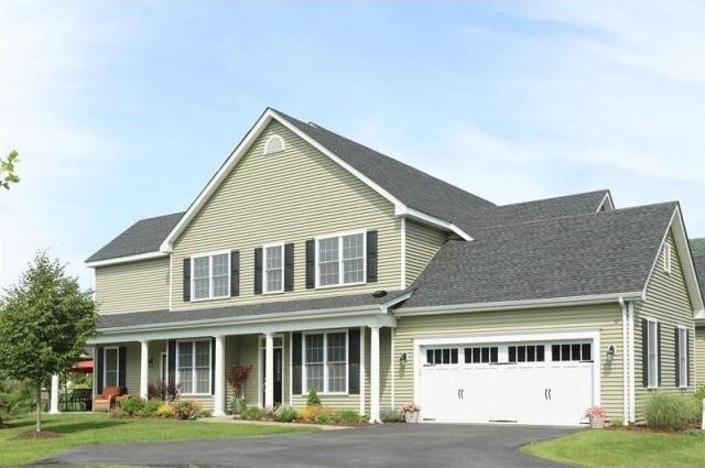 2 bedroom Condominium For Sale: Cold..