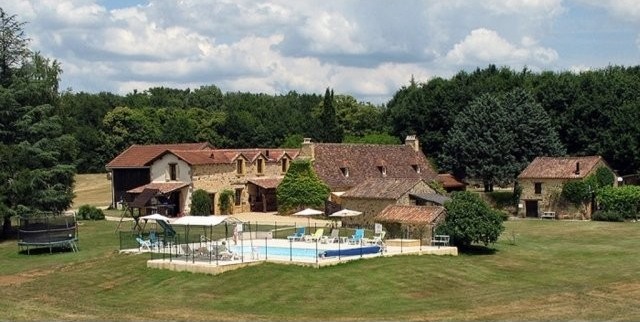 Substantial Gite Complex With 15ha And..