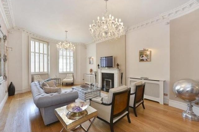 3 Bedrooms - Maisonette - London - For..