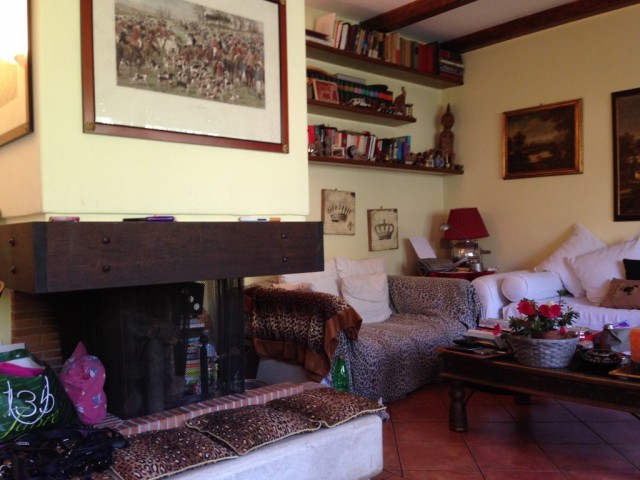 1 Bedroom - Villa - For Sale - 2