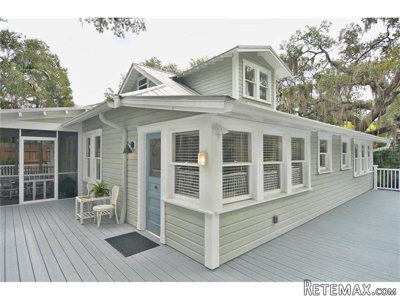 3 bedroom House For Sale: 732 Eagle.. - 2
