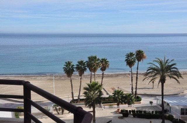 Penthouse/Duplex first beach line in..